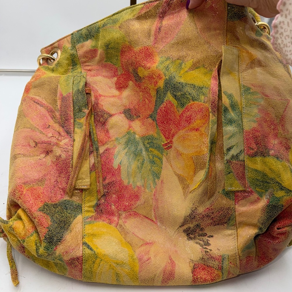Floral Multicolor Italian Leather Shoulder Bag - Picture 11 of 11